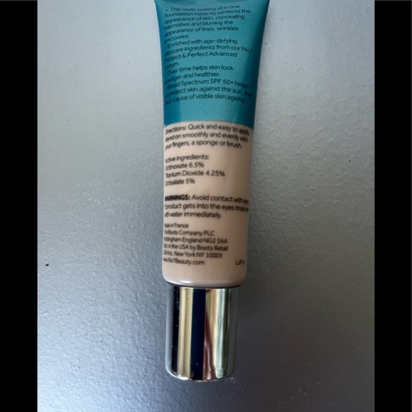 💯NEW❗️No7 Protect & Perfect Advanced Foundation in Cool Vanilla - Picture 2 of 4